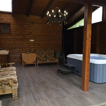 Halasz Vendeghaz Jakuzzival Holiday home