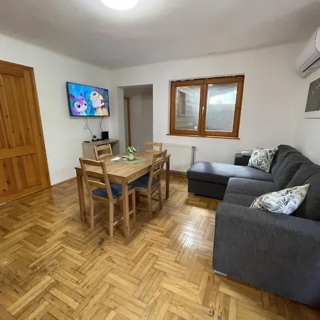 Halasz Vendeghaz Jakuzzival Holiday home