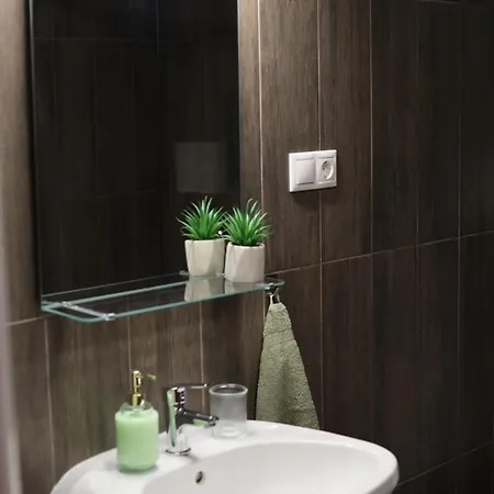 Halasz Vendeghaz Jakuzzival Holiday home Tiszakecske